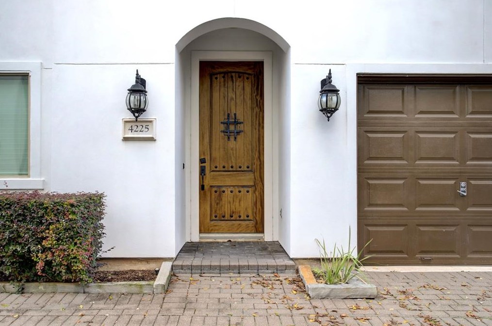 4225 Feagan St, Houston, TX 77007