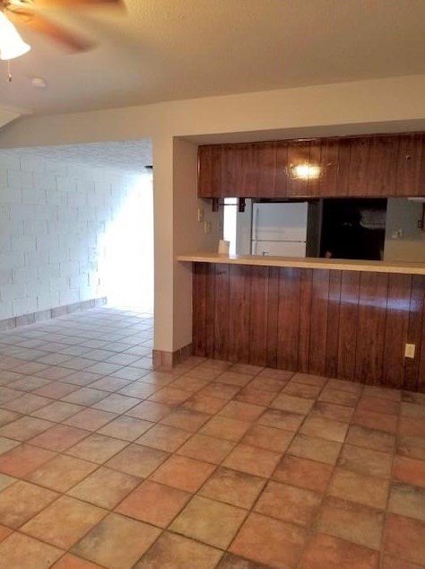615 Jackson Ave, Bacliff, TX 77518