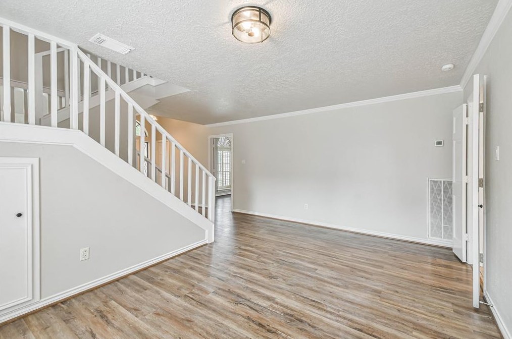 10711 Norchester Vlg Dr, Houston TX  77070-3919 exterior