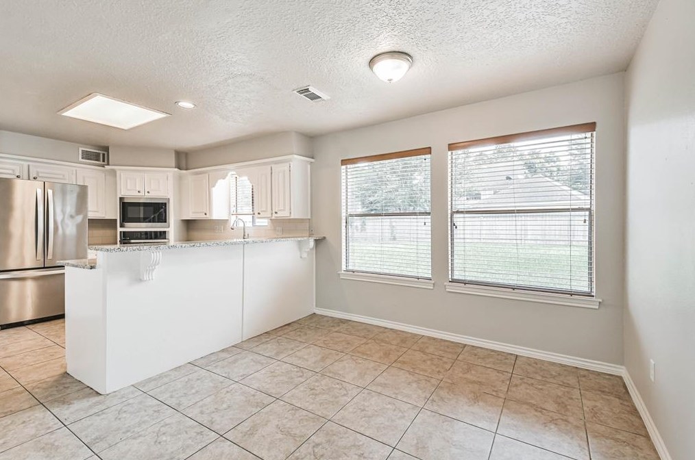 10711 Norchester Vlg Dr, Houston TX  77070-3919 exterior