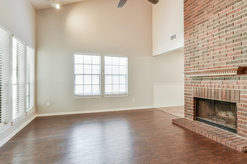 7715 Springville Dr, Houston TX  77095-1683 exterior