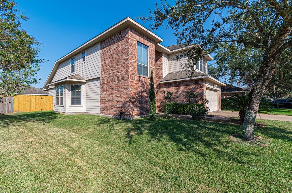 7431 Riven Oaks Ct, Cypress, TX 77433