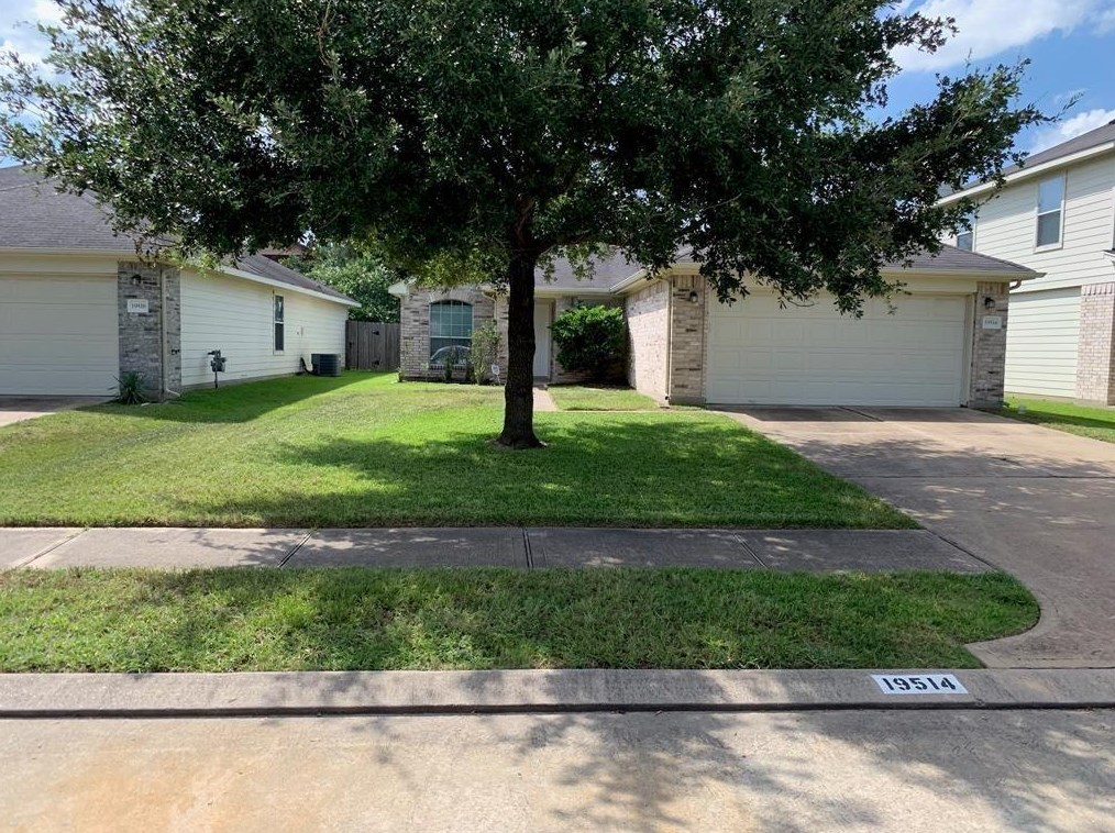 19514 Billineys Park Dr, Katy, TX 77449-8540
