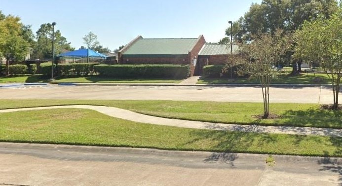 4915 Linden Pl, Pearland, TX 77584