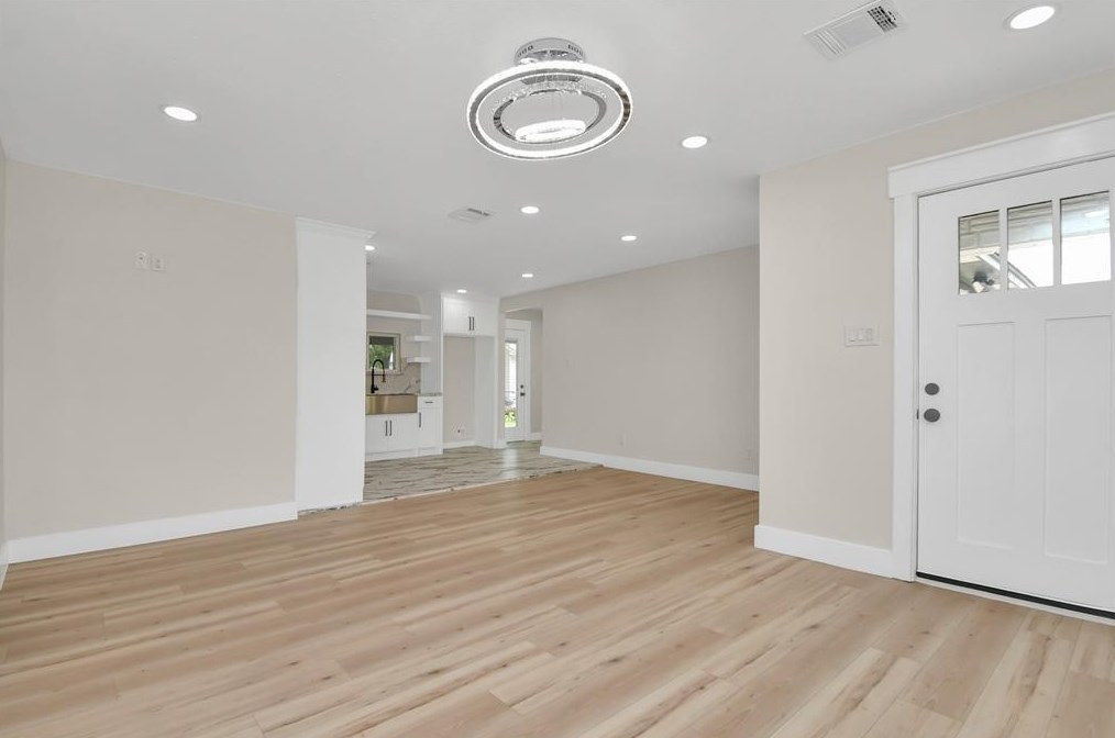 13118 Blythe, Houston TX  77015-5044 exterior