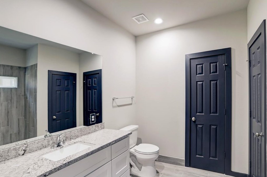 8103 Glass St, Houston TX  77016-6244 exterior