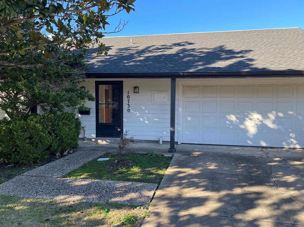 10730 Boardwalk St, Houston TX  77042-2318 exterior