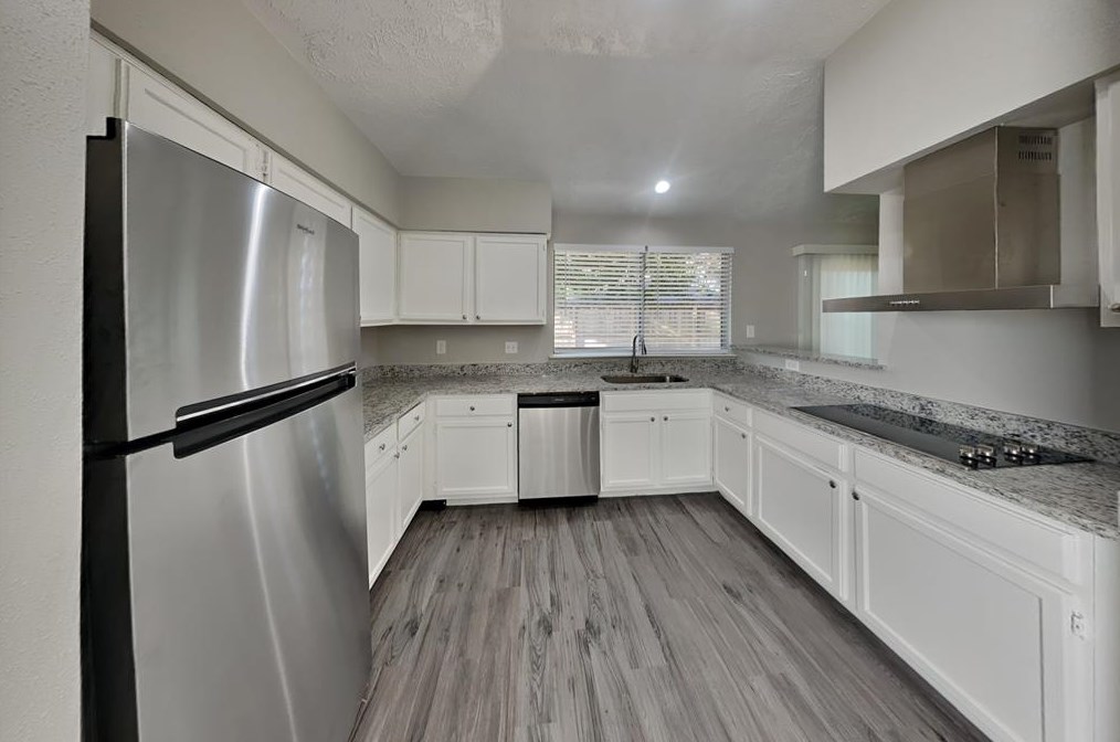 10439 Lazy Meadows Dr, Houston TX  77064-4223 exterior