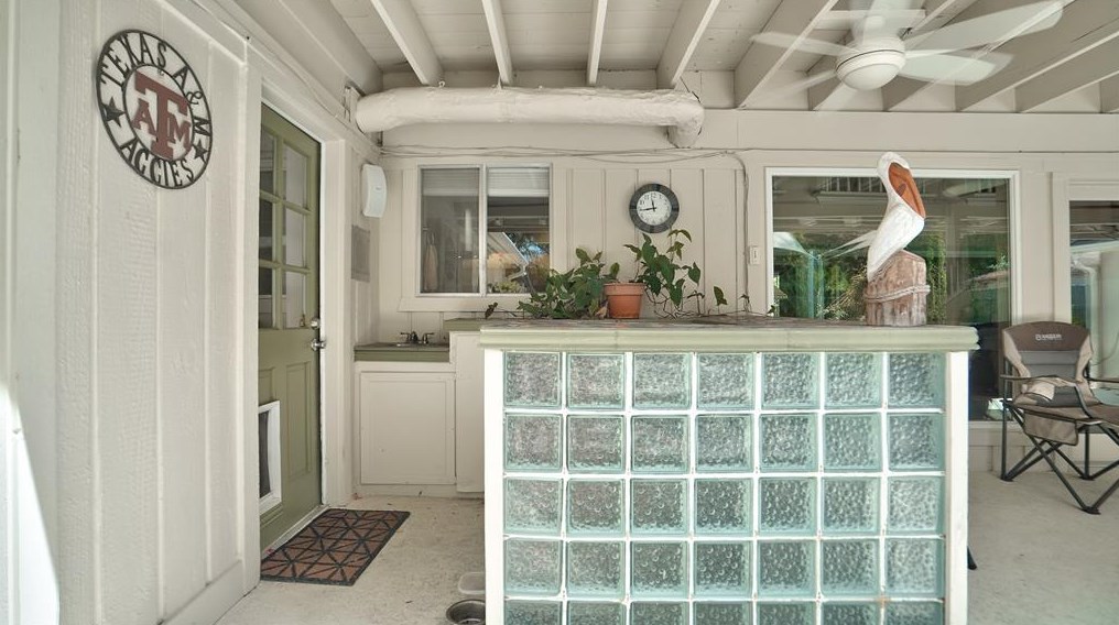 10523 Fawnview Dr, Houston TX  77070-3306 exterior
