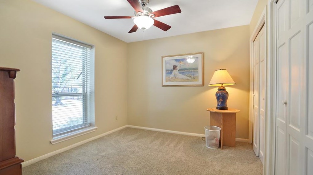 10523 Fawnview Dr, Houston TX  77070-3306 exterior