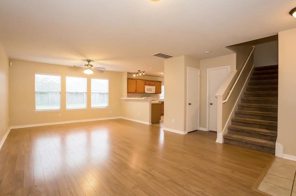 12243 Noco Dr, Tomball, TX 77375