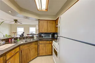 138 Tarpon St, Bayou Vista, TX 77563 - Photo 18