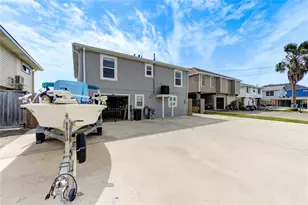 138 Tarpon St, Bayou Vista, TX 77563 - Photo 1