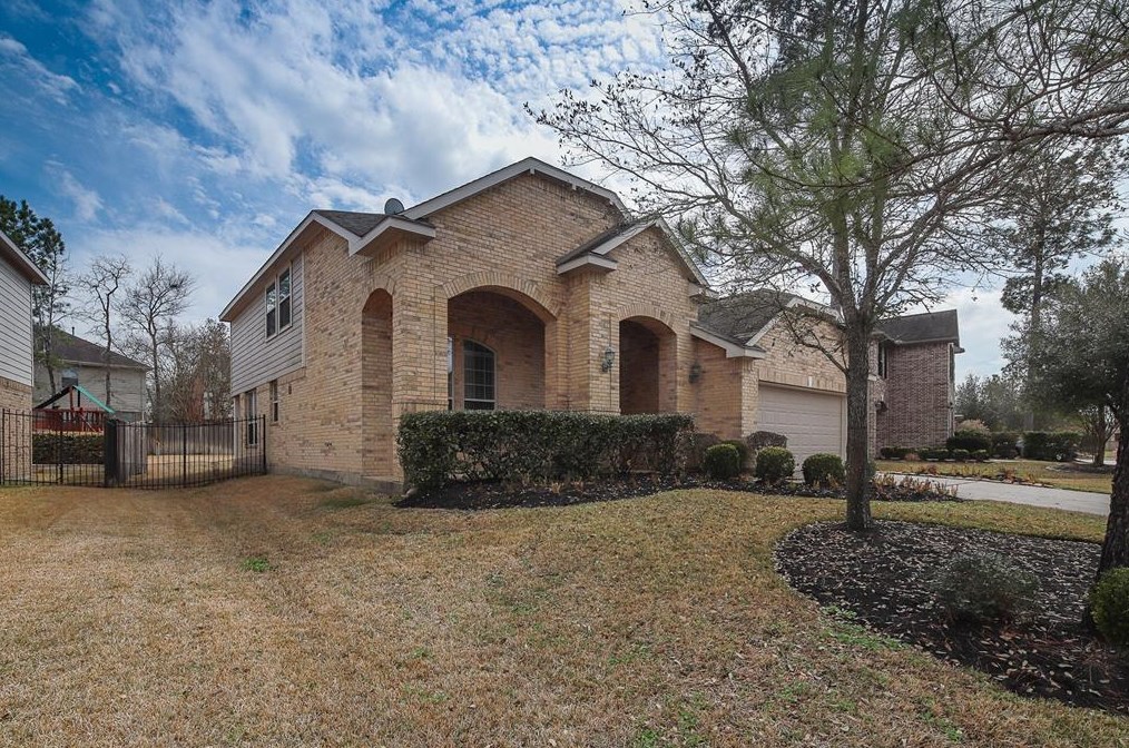 22 Gull Rock Pl, Spring TX  77389-2621 exterior