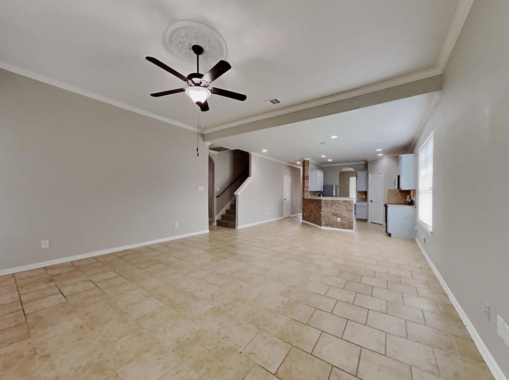 1602 Hickory Burl Ln, Conroe, TX 77301