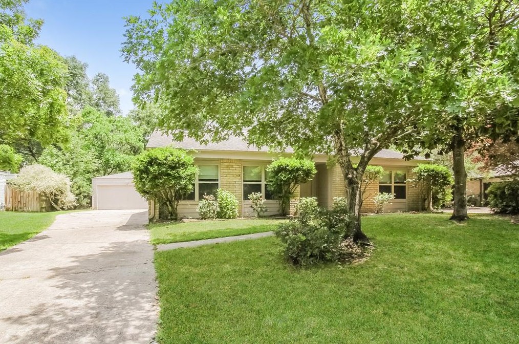 3922 Maple Heights Dr, Humble, TX 77339