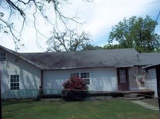 515 Harwell St, Burkburnett, TX 76354