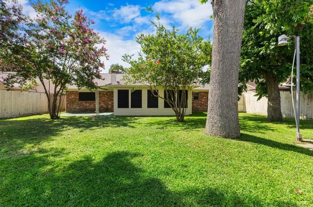 12735 Labelle Ln, Houston TX  77015-2727 exterior