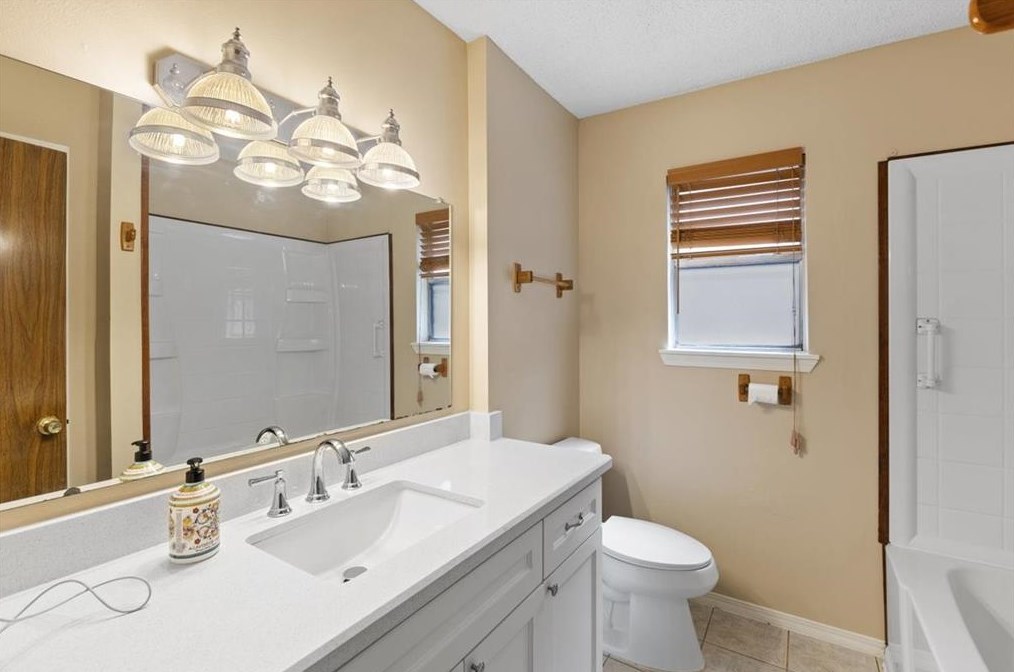 12735 Labelle Ln, Houston TX  77015-2727 exterior