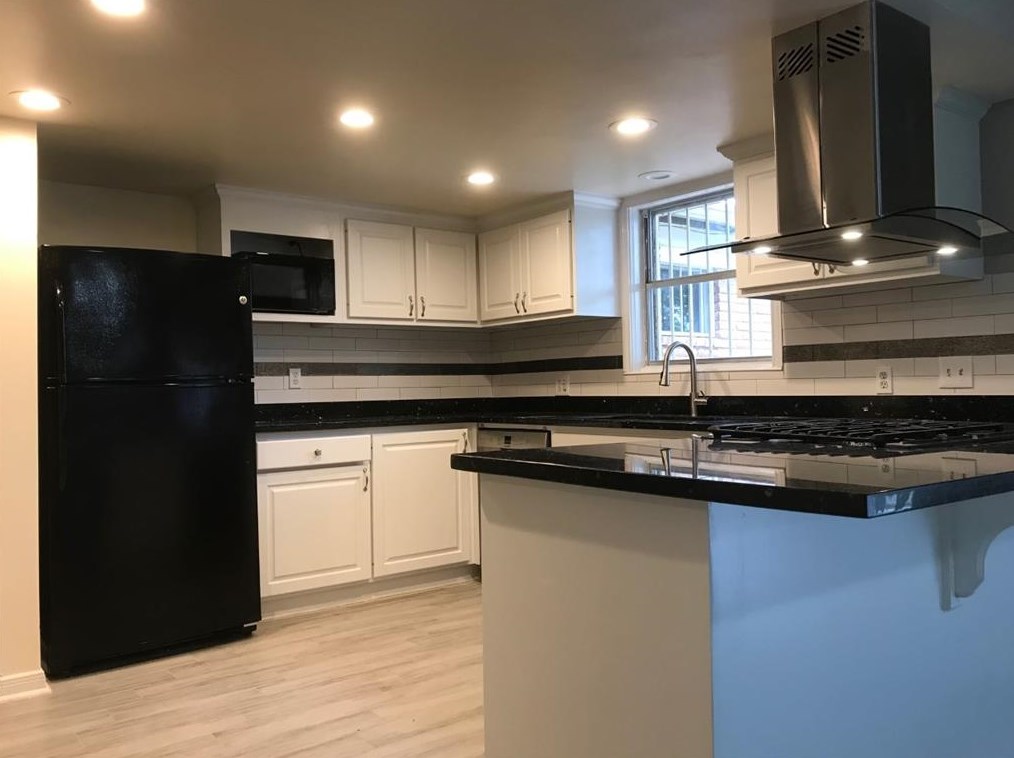 1707 Hollow Hook Rd, Houston, TX 77080