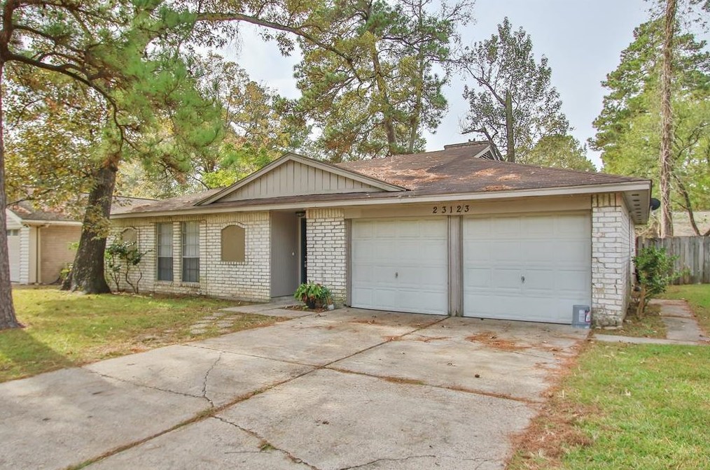 23123 Harpergate Dr, Spring, TX 77373