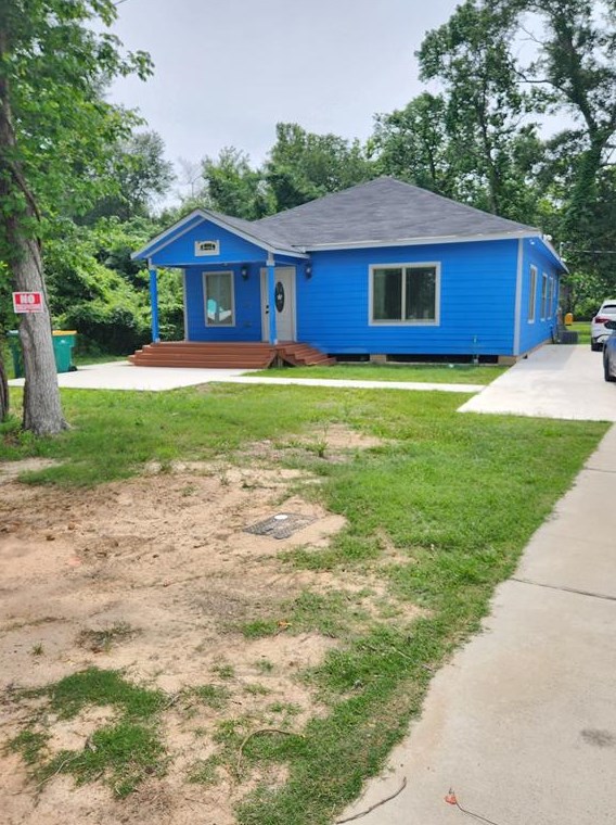 873 Santa Fe St, Conroe, TX 77301-3469