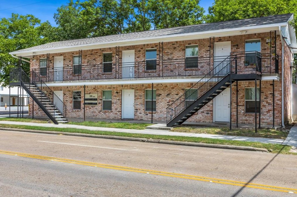 1110 W Patton St #4, Houston, TX 77009