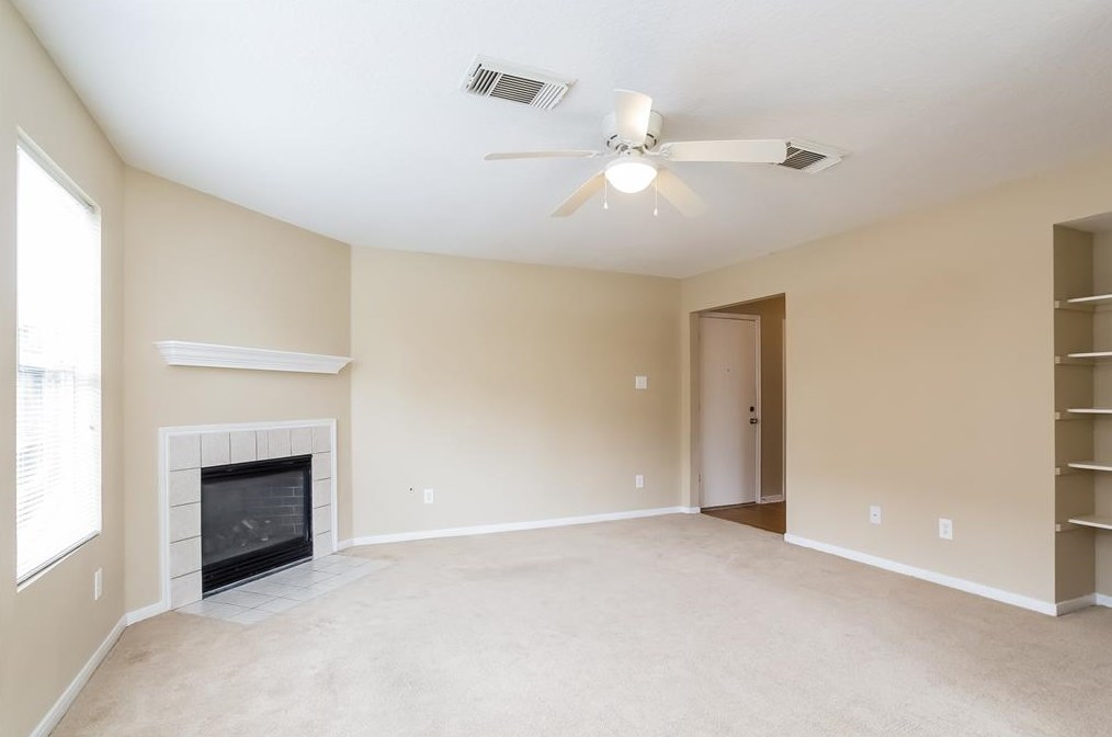 1125 Willersley Ln, Channelview, TX 77530