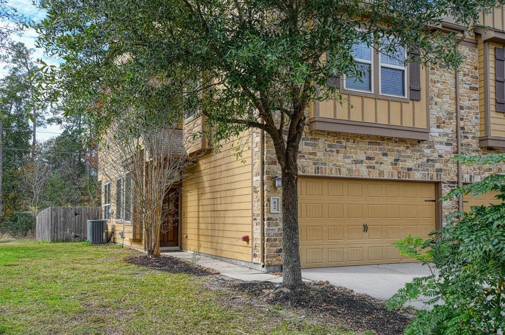 82 Cheswood Manor Ct, Spring TX  77382 exterior