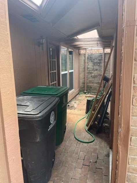 13850 Sheri Hollow Ln, Houston TX  77082-3314 exterior