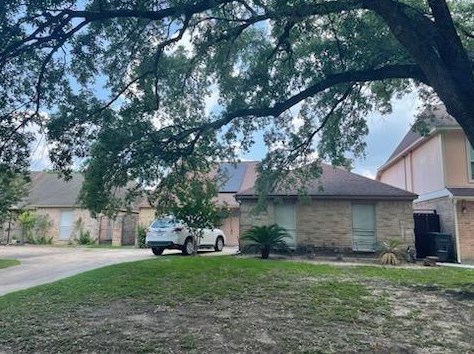 13850 Sheri Hollow Ln, Houston, TX 77082-3314