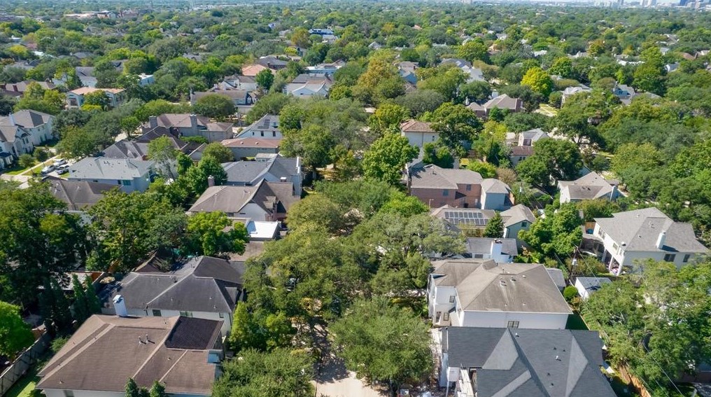 2624 Centenary St, Houston TX  77005-3938 exterior
