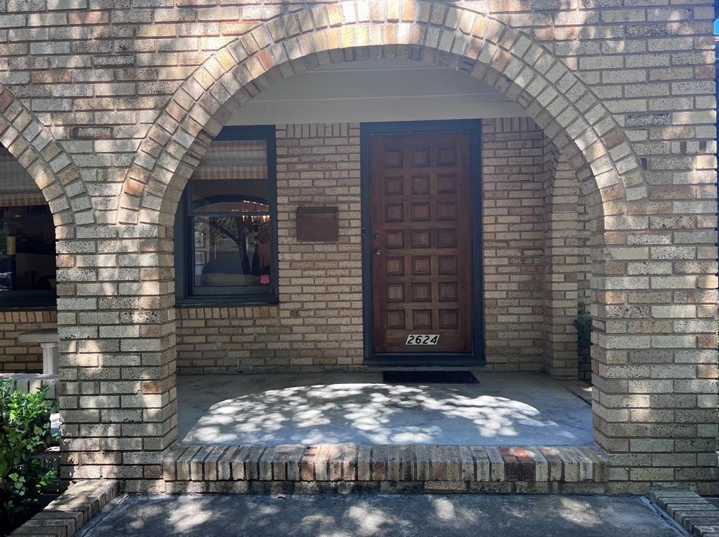 2624 Centenary St, Houston TX  77005-3938 exterior