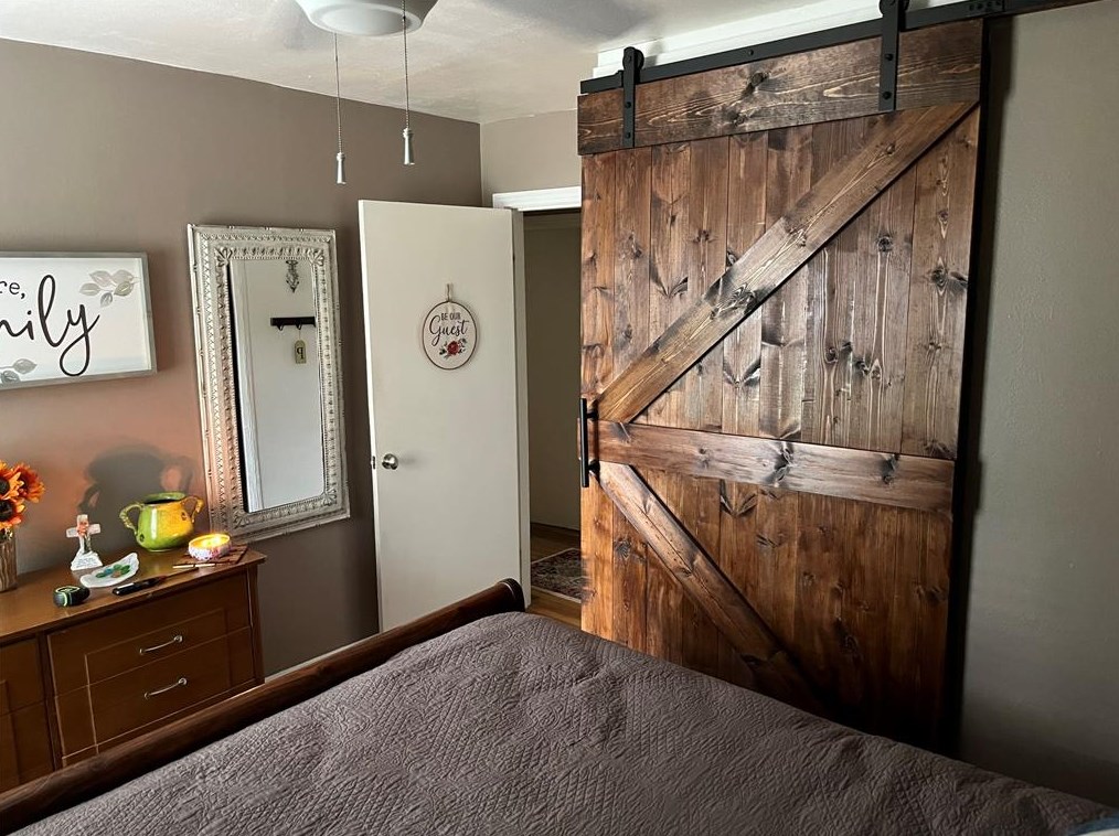 1334 Chantilly Ln, Houston TX  77018-4132 exterior