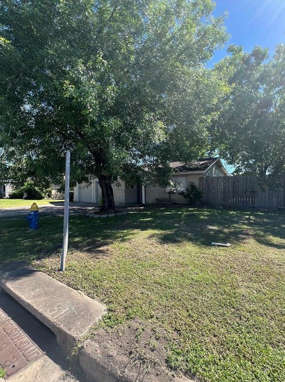 12131 Jutland Rd, Houston, TX 77048-4103