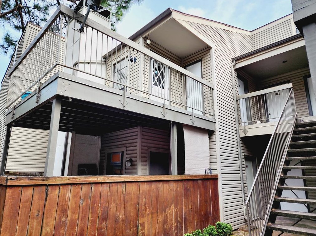 9707 Richmond Ave Apt 96, Houston, TX 77042