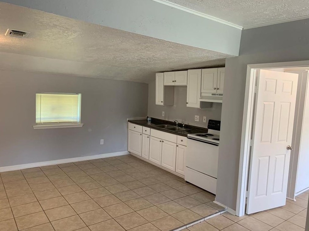 3190 Concord Rd, Beaumont, TX 77703