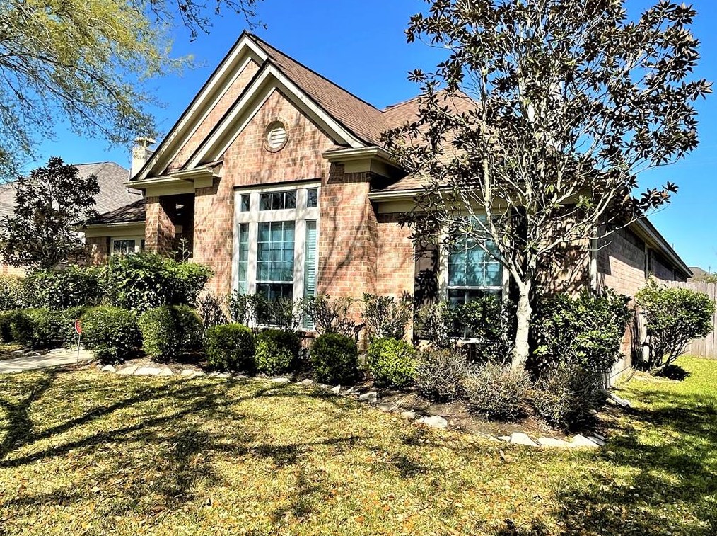 1854 Silent Shore Ct, League City, TX 77573