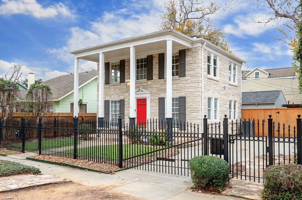 827 Le Green St, Houston, TX 77008