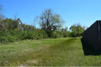 899 Medic Lane, Alvin, TX 77511 - Photo 12