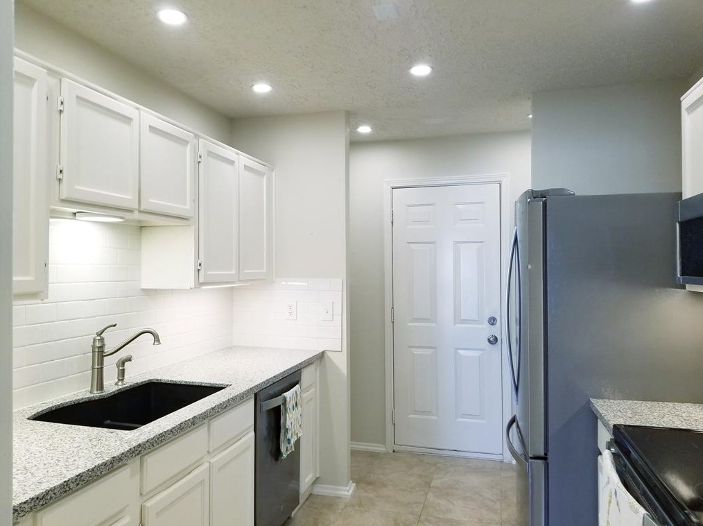 3722 Westmeadow Dr, Houston TX  77082-1228 exterior