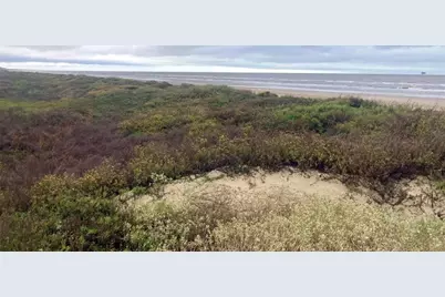 697 Overlook Drive, Crystal Beach, TX 77650 - Photo 6