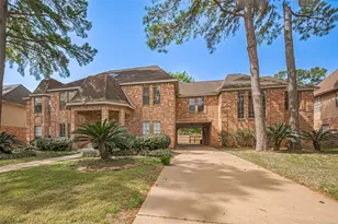 18307 Champion Forest Dr, Spring, TX 77379 - Photo 2