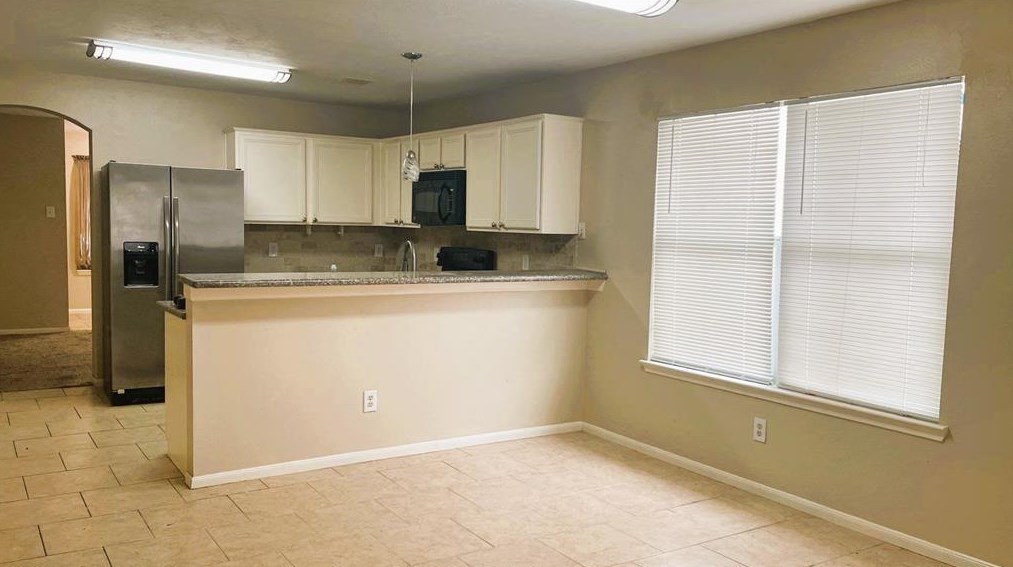 935 Sawgrass Ridge Ln, Houston TX  77073-6233 exterior