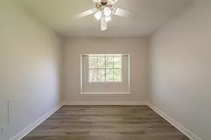 302 Woodside Ln, Montgomery, TX 77356 - Photo 20