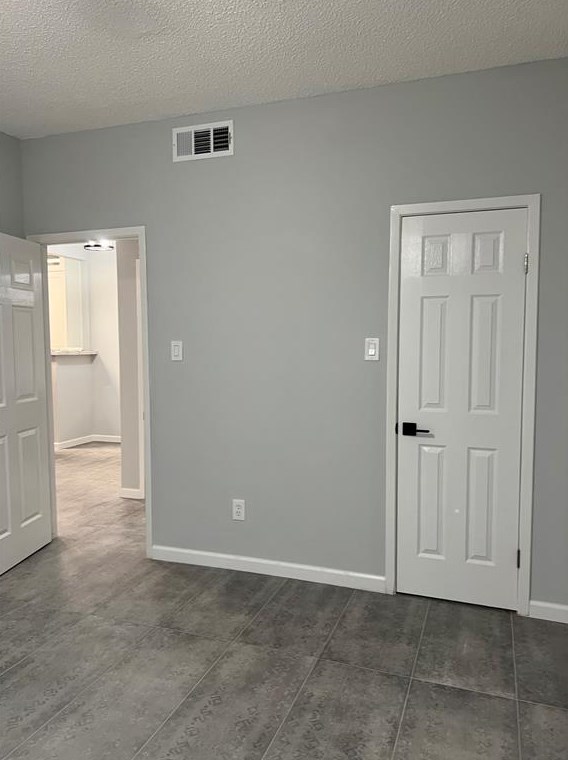 10053 Westpark Dr Apt 313, Houston, TX 77042