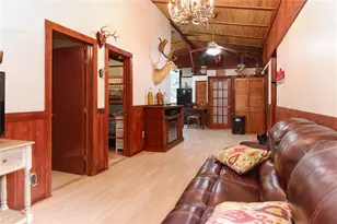 302 Bluebonnet Rd, Sheridan, TX 77475 - Photo 18