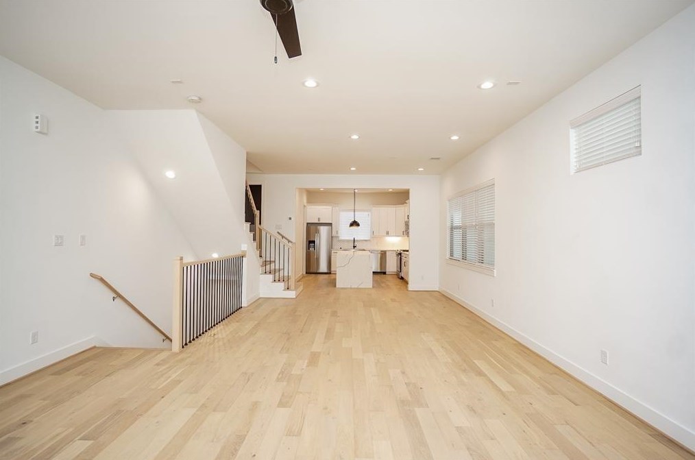 2317 Sherwin St, Houston TX  77007-1030 exterior