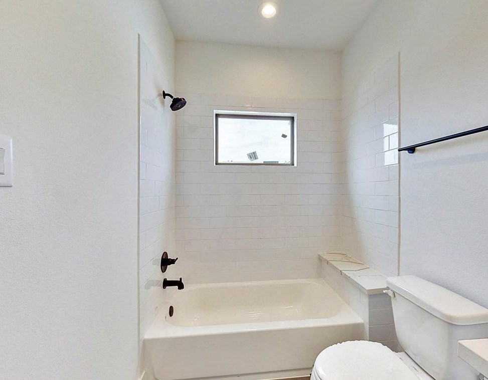 2317 Sherwin St, Houston TX  77007-1030 exterior