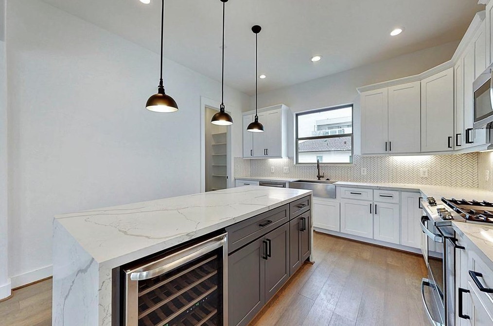 2317 Sherwin St, Houston TX  77007-1030 exterior